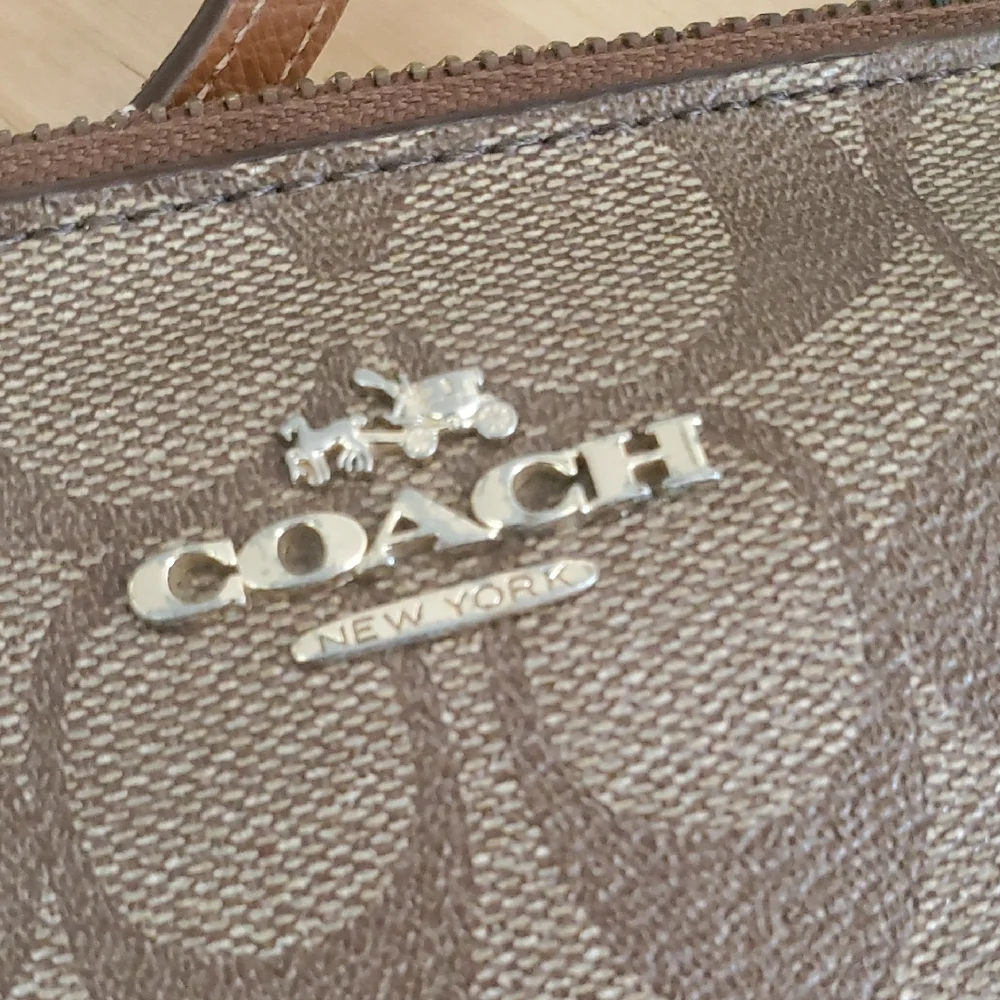Coach Brown Monogram Canvas Crossbody/Shoulder Bag Project DIY Repair - Picture 10 of 15